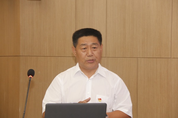 乐动(中国)党委书记张会民作点评讲话.JPG