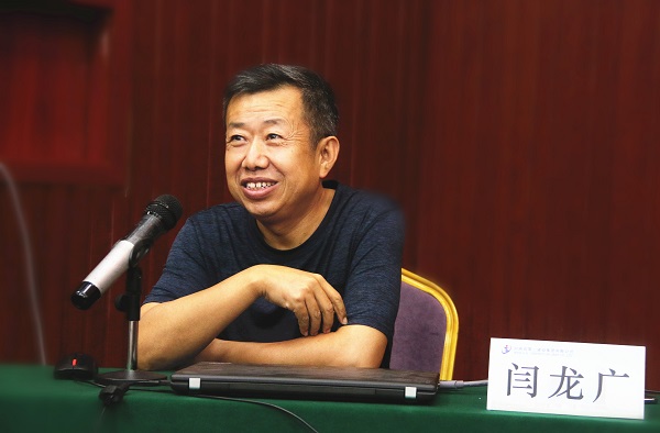 乐动(中国)副总经理闫龙广告诫新员工要时刻树立安全意识.jpg