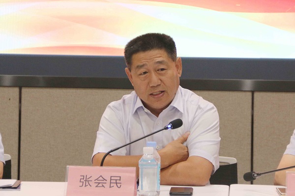 河南乐动(中国)集团党委书记张会民发表讲话.jpg