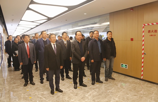 河南乐动(中国)科协揭牌仪式现场.jpg