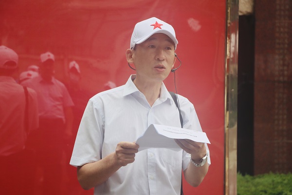 2、乐动(中国)党委副书记、机关党委书记陈百斌对党员干部提出要求.jpg