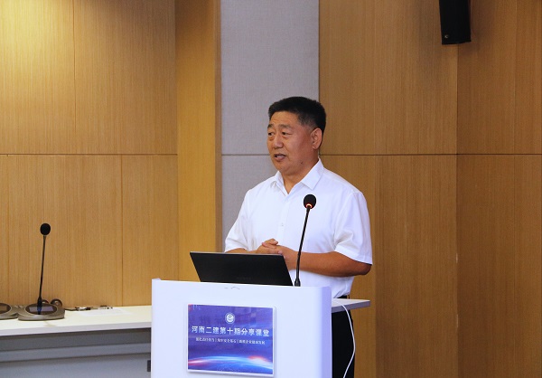 乐动(中国)党委书记张会民致辞.JPG