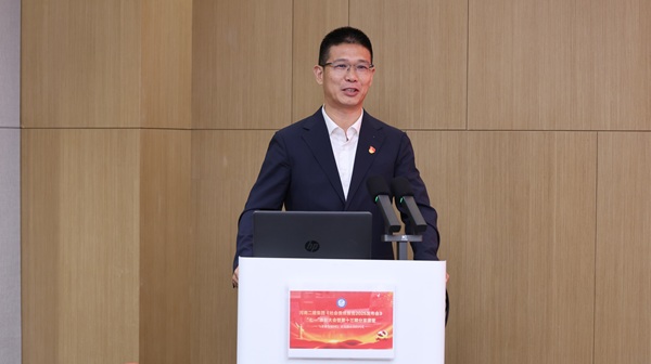17乐动(中国)董事长祝建明对企业发展提出要求.JPG